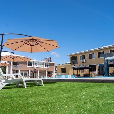 Adonai Luxe Apartment Тема Екстериор снимка